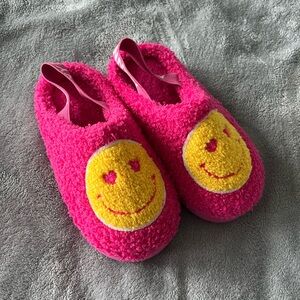 Nicole Miller Slippers 9-10